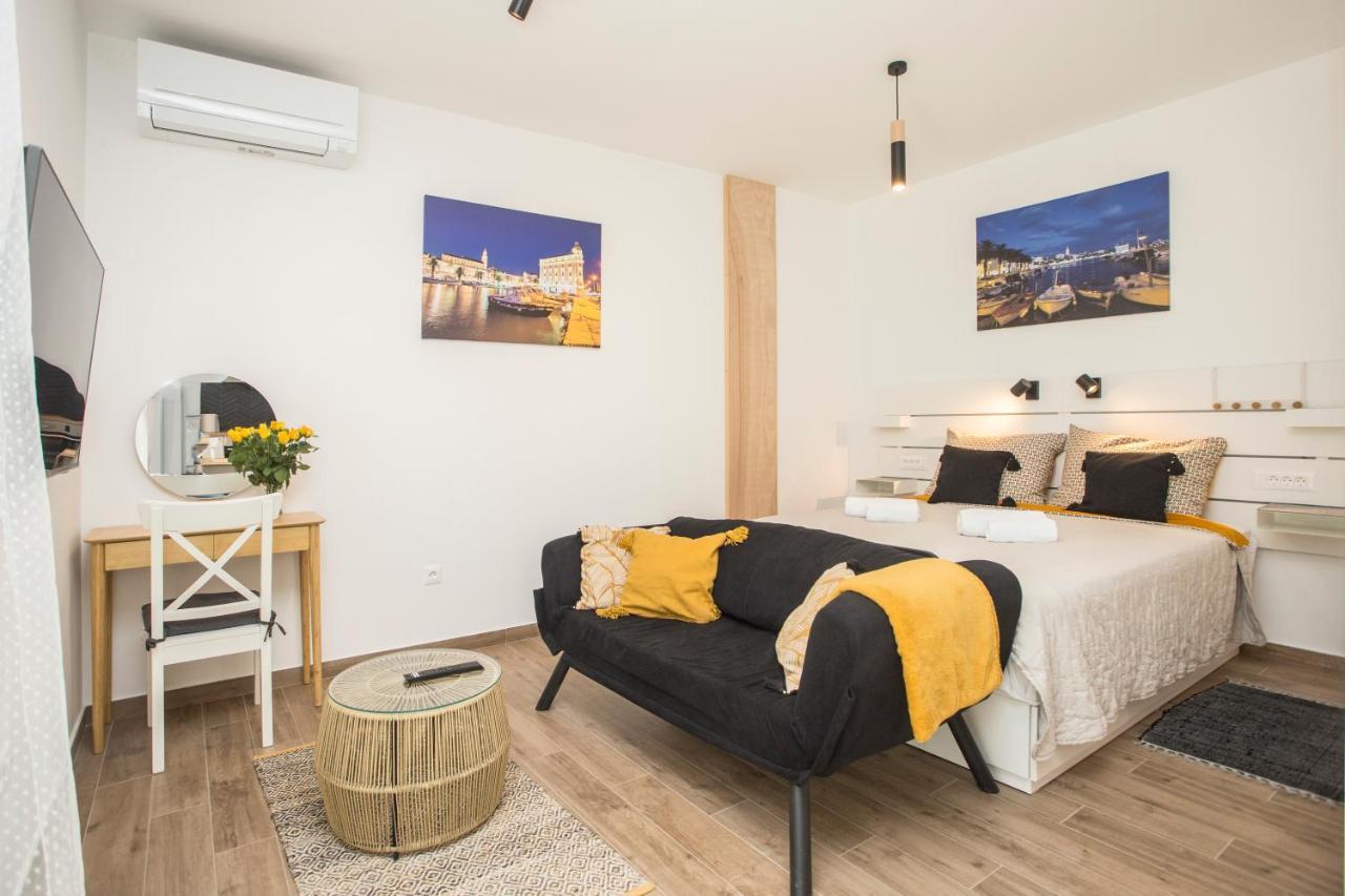 Studio And Hot Tub Split Luaran gambar